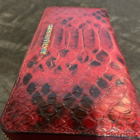 New Michael Kors leather wallet - Picture 3 of 8